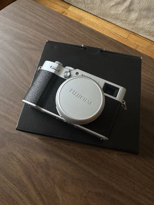 Fujifilm X100VI 40.2MP 6.2K Digital Camera Silver